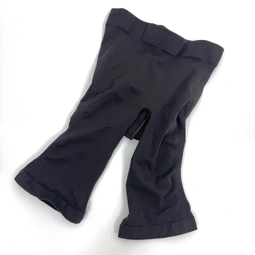 SKIMS Sculpting Mid Thigh Shorts NEW Onyx Black Size XXS/XS